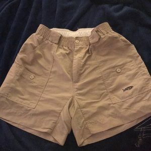 AFTCO men’s 32 shorts